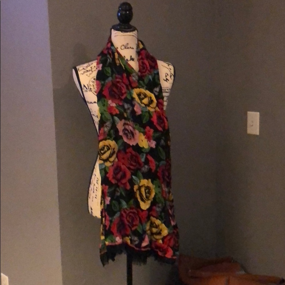 Vera bradley scarf